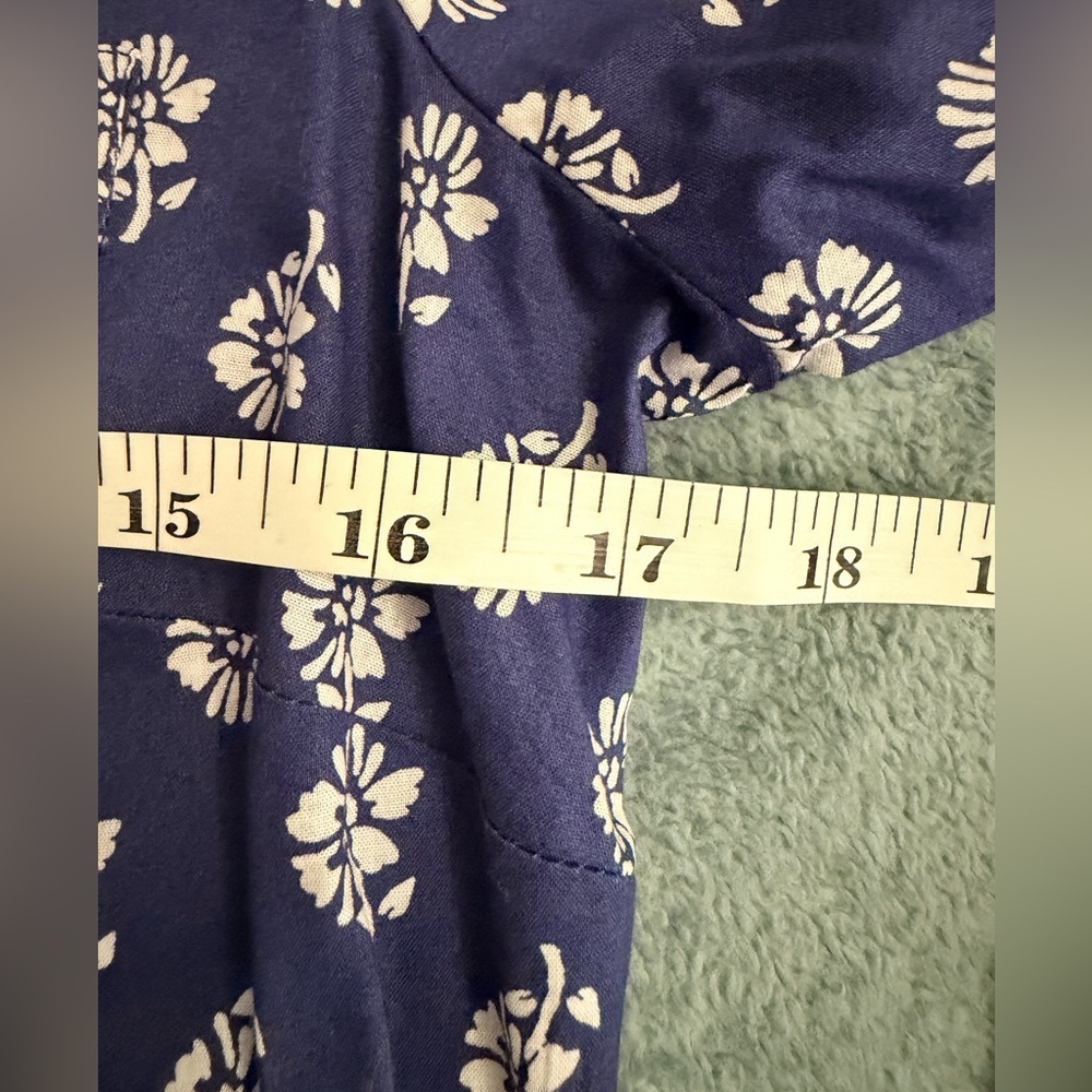 NWT JCrew Factory Lightweight cotton shirt in signature fit - Picture 7 of 8